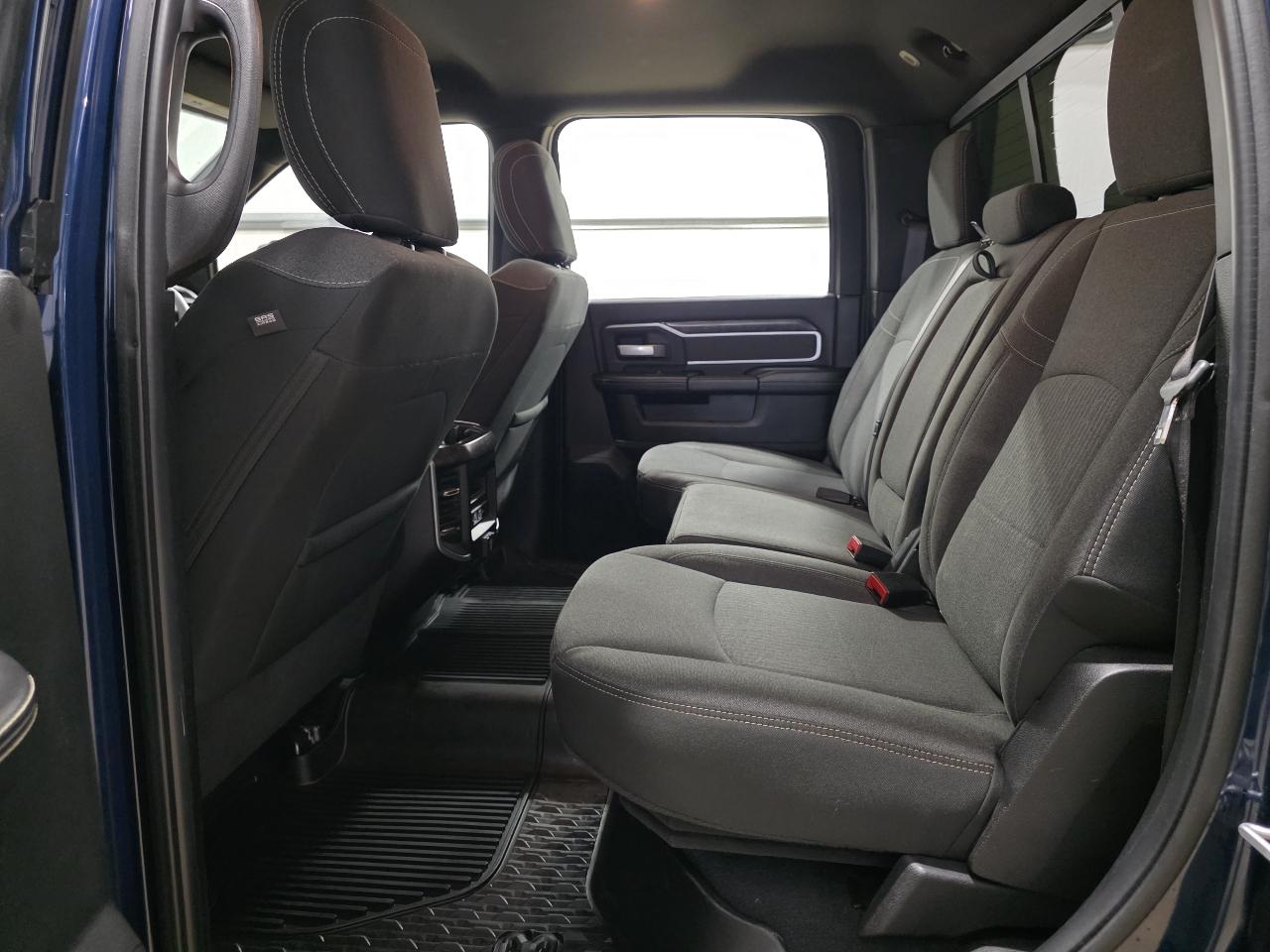 RAM 2500 Lone Star 4x4 Crew Cab 6'4" Box 2020