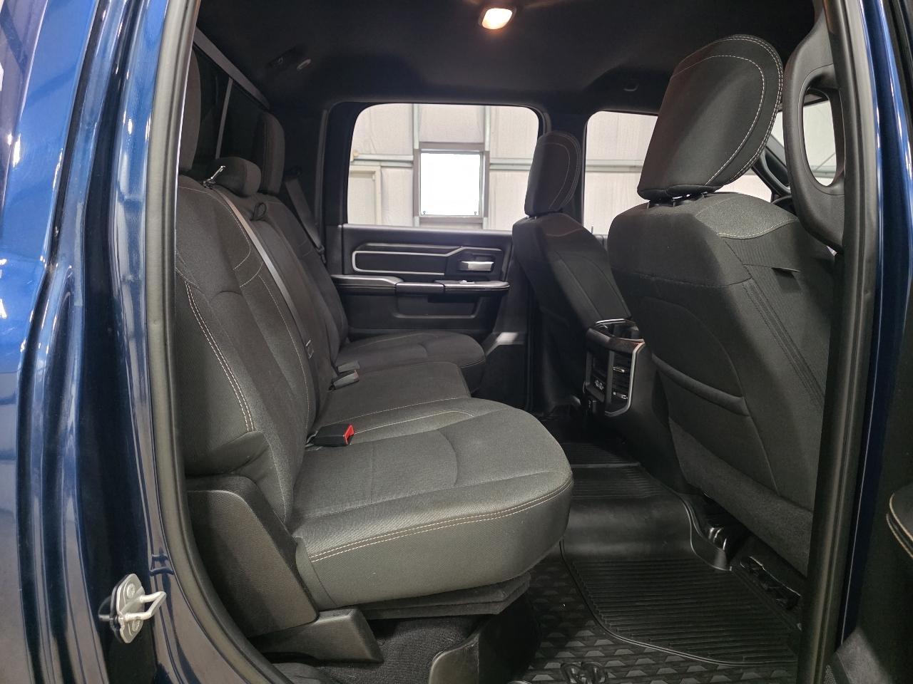 RAM 2500 Lone Star 4x4 Crew Cab 6'4" Box 2020