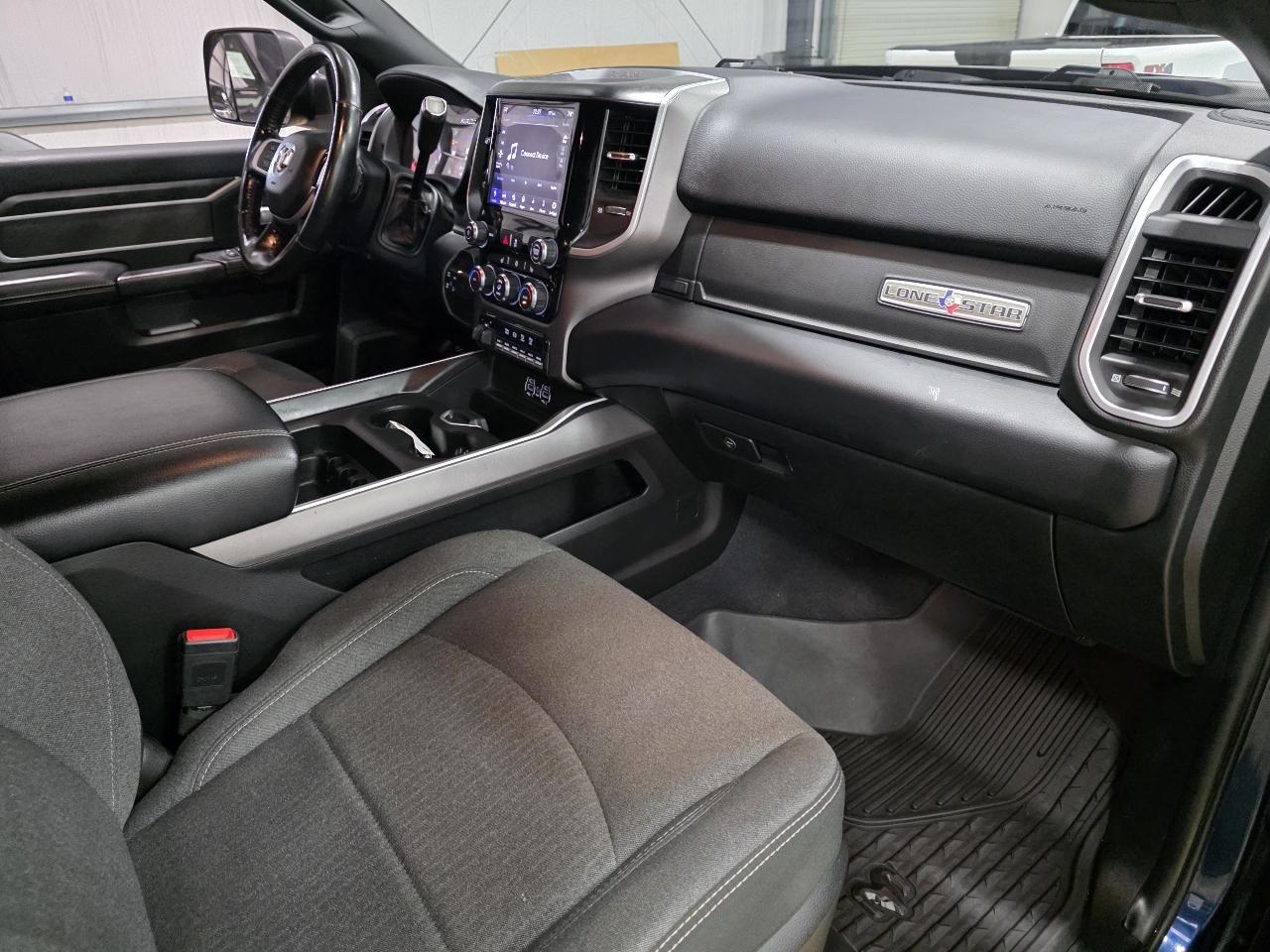 RAM 2500 Lone Star 4x4 Crew Cab 6'4" Box 2020
