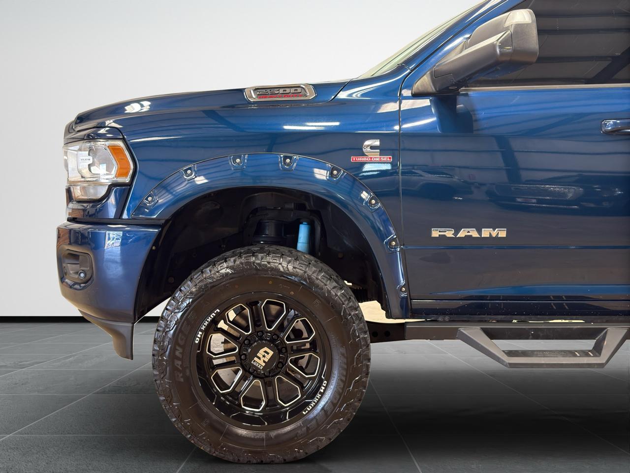 RAM 2500 Lone Star 4x4 Crew Cab 6'4" Box 2020
