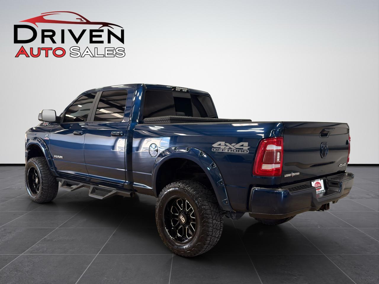 RAM 2500 Lone Star 4x4 Crew Cab 6'4" Box 2020