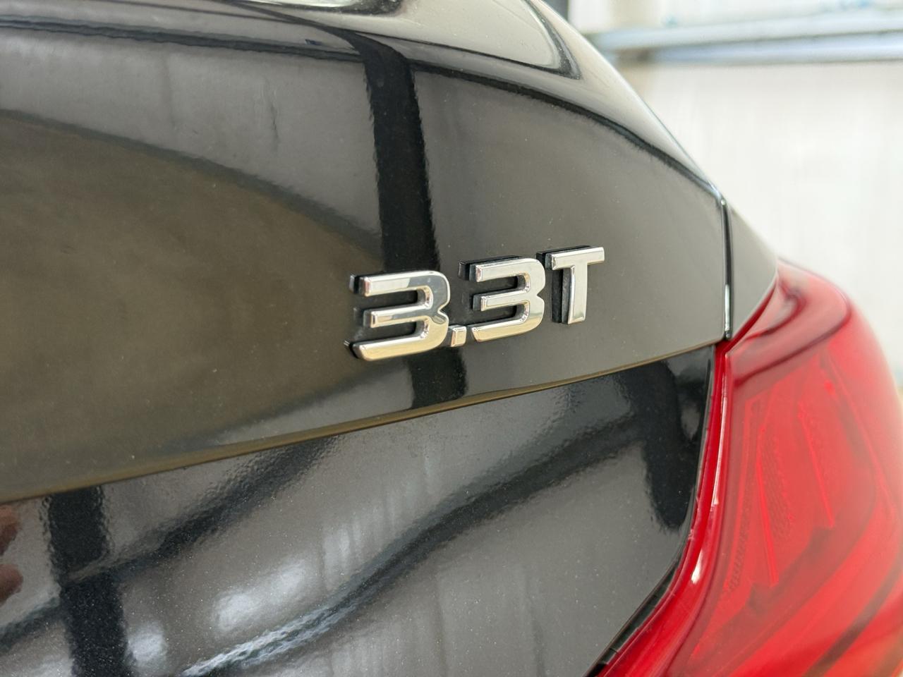 Genesis G70 3.3T RWD 2021