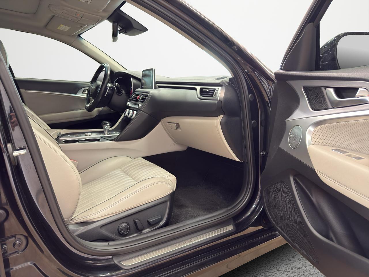 Genesis G70 3.3T RWD 2021