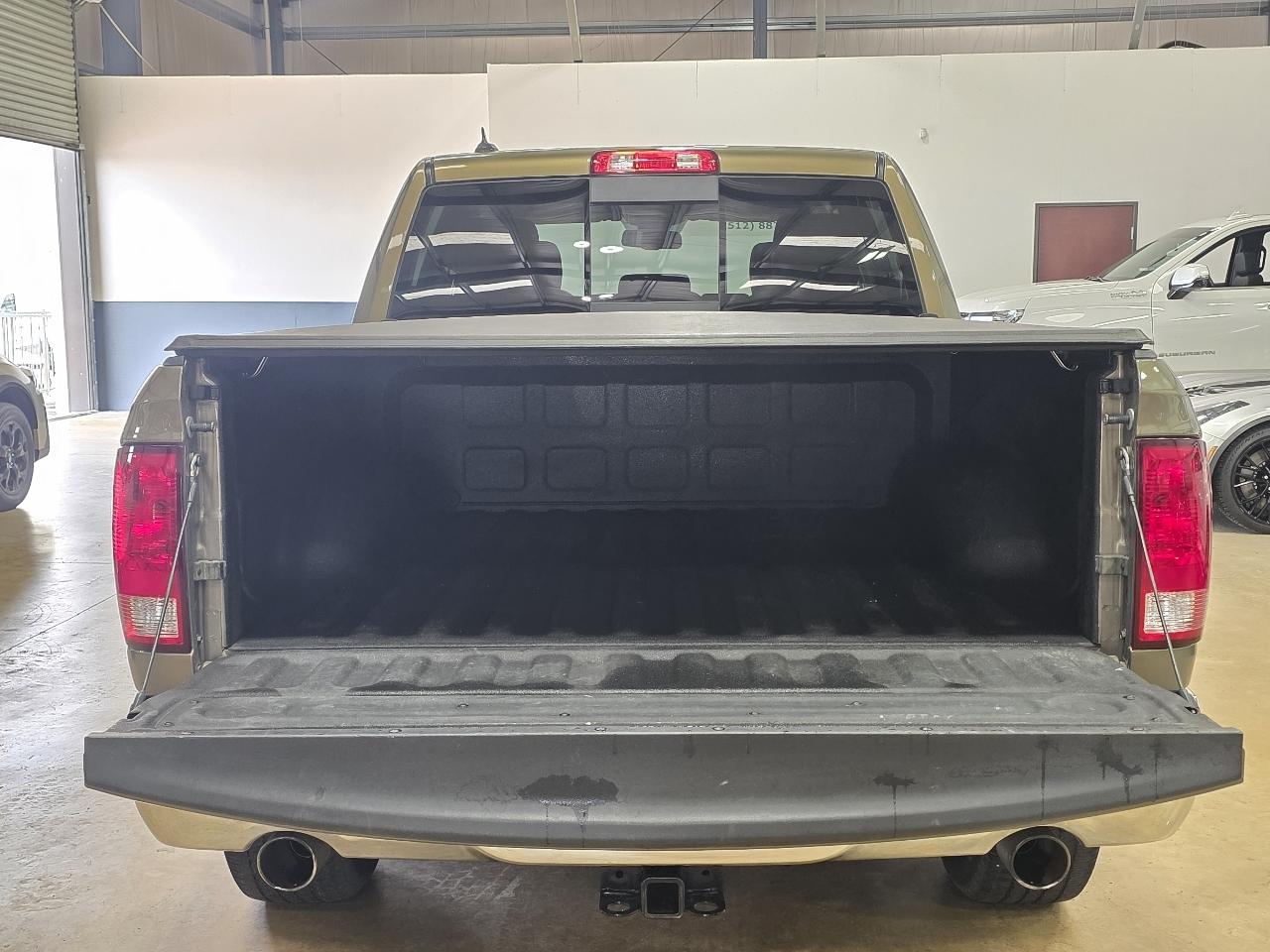 RAM 1500 2WD Crew Cab 140.5" Lone Star 2014