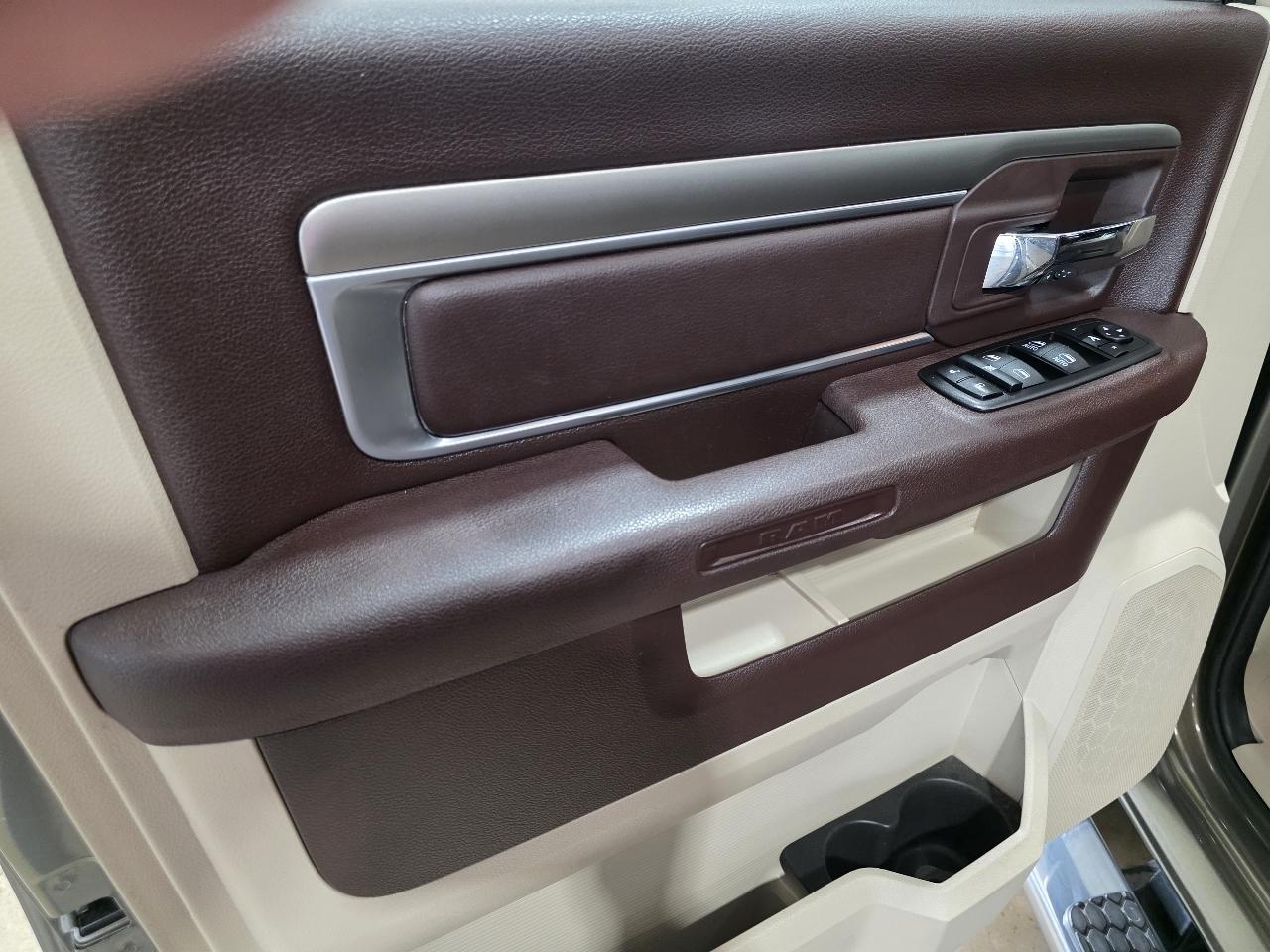 RAM 1500 2WD Crew Cab 140.5" Lone Star 2014
