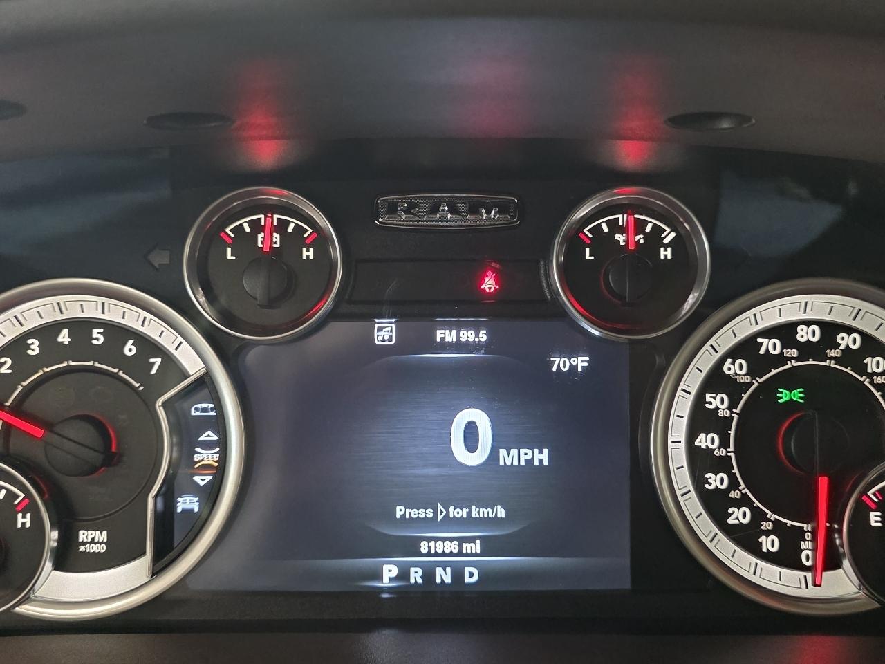 RAM 1500 2WD Crew Cab 140.5" Lone Star 2014