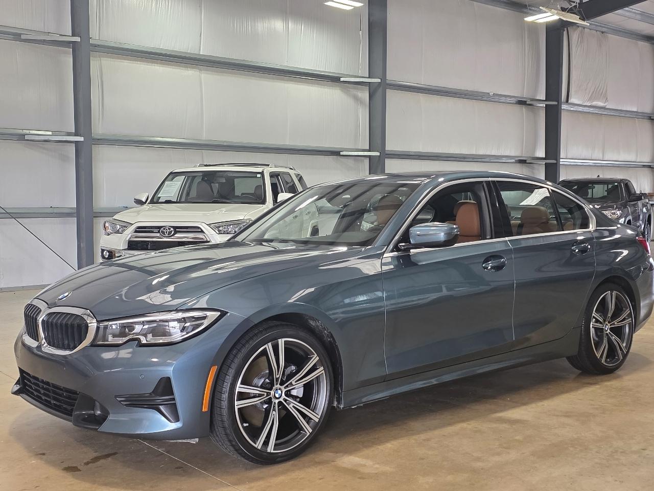 2021 BMW 3 Series 330i Sedan