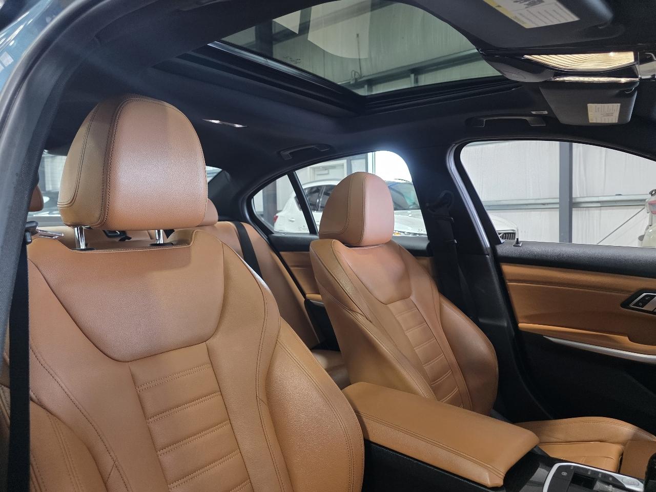 BMW 3 Series 330i Sedan 2021