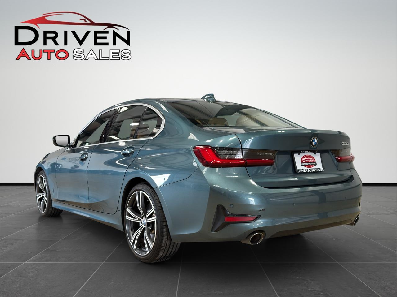 BMW 3 Series 330i Sedan 2021