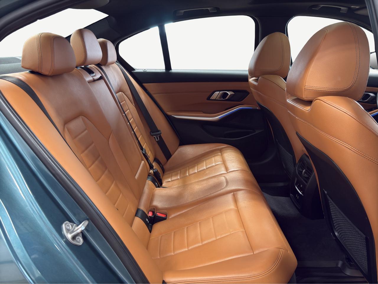 BMW 3 Series 330i Sedan 2021