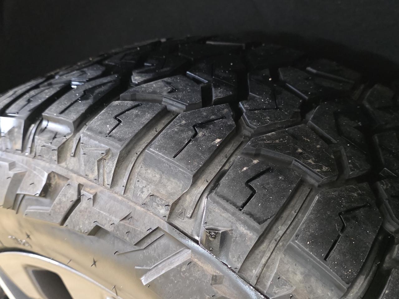 Chevrolet Tahoe 4WD 4dr Z71 2021