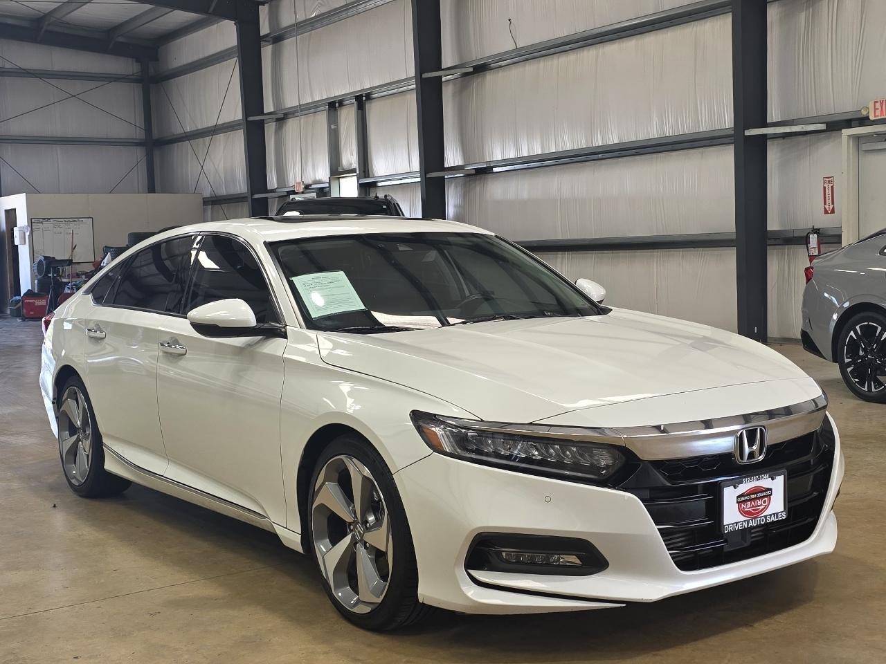 Honda Accord Sedan Touring 2.0T Auto 2020