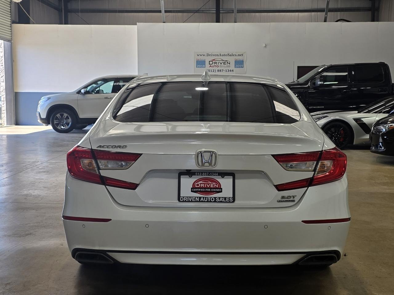 Honda Accord Sedan Touring 2.0T Auto 2020