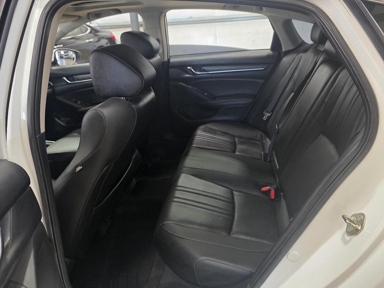 Honda Accord Sedan Touring 2.0T Auto 2020