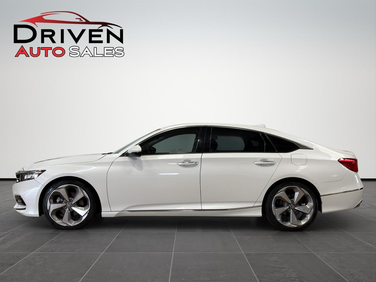 Honda Accord Sedan Touring 2.0T Auto 2020