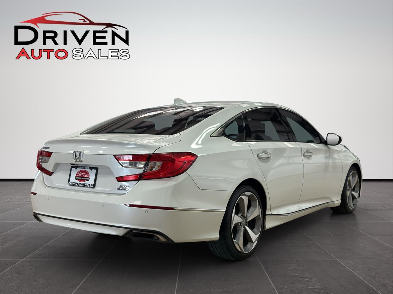 Honda Accord Sedan Touring 2.0T Auto 2020