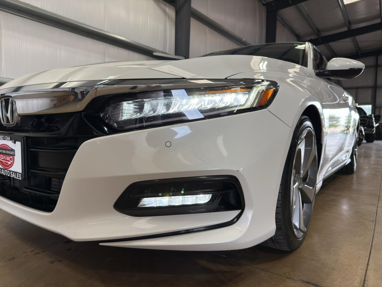 Honda Accord Sedan Touring 2.0T Auto 2020