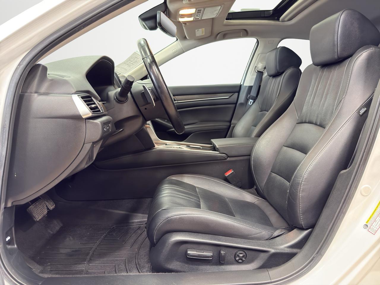 Honda Accord Sedan Touring 2.0T Auto 2020