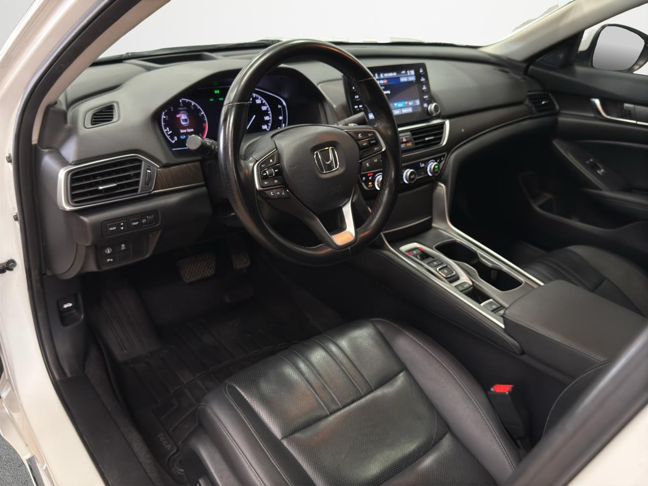 Honda Accord Sedan Touring 2.0T Auto 2020