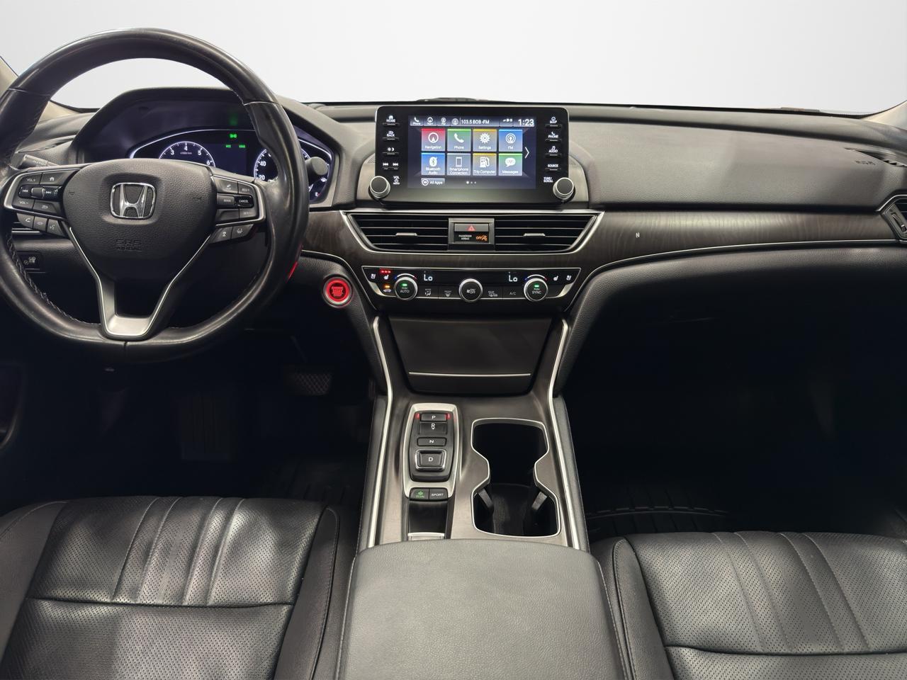 Honda Accord Sedan Touring 2.0T Auto 2020