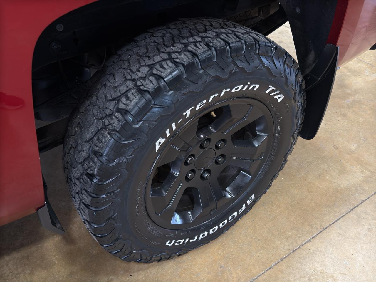 Chevrolet Silverado 1500 4WD Crew Cab 143.5" LT w/2LT 2018