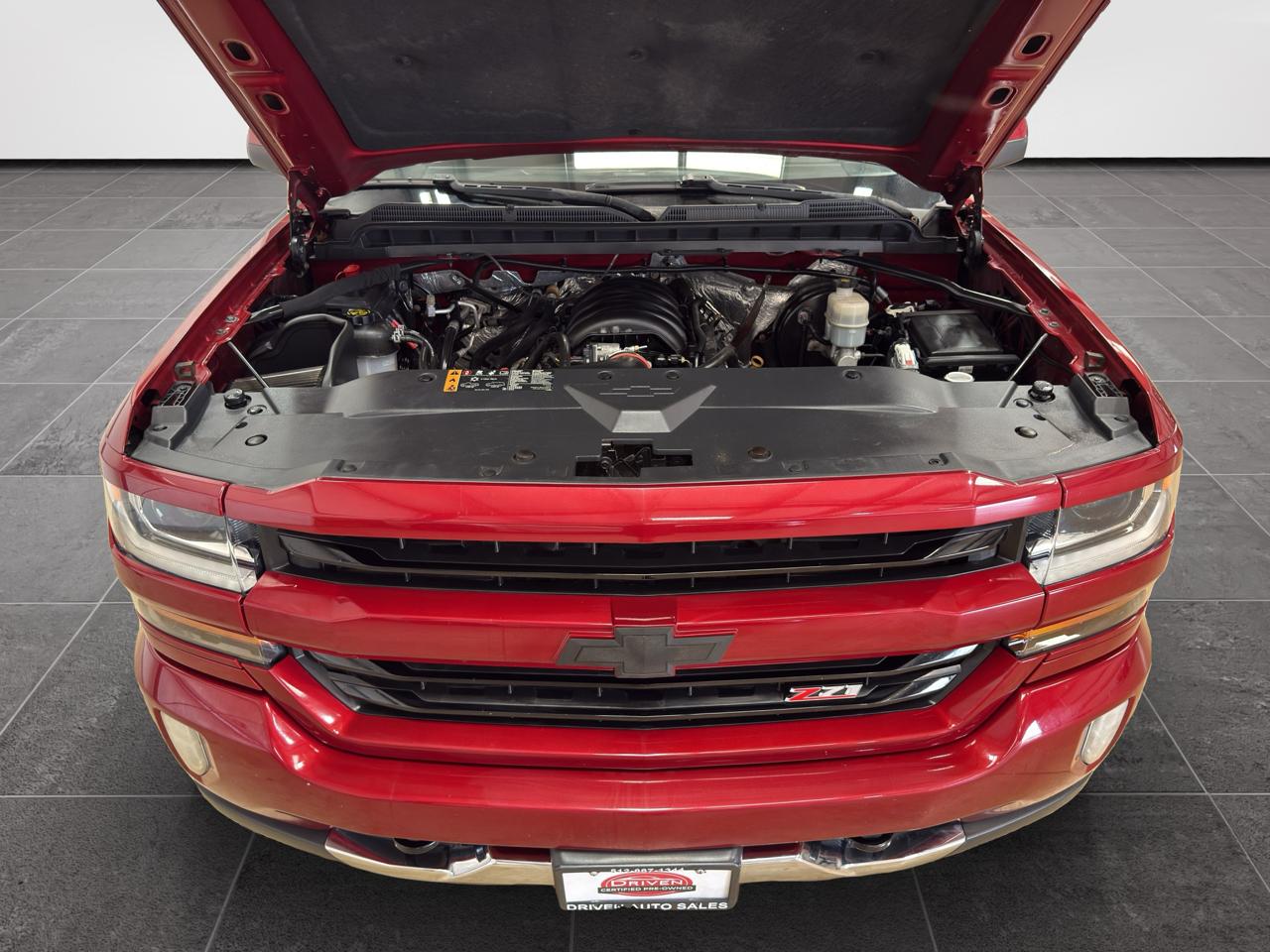 Chevrolet Silverado 1500 4WD Crew Cab 143.5" LT w/2LT 2018