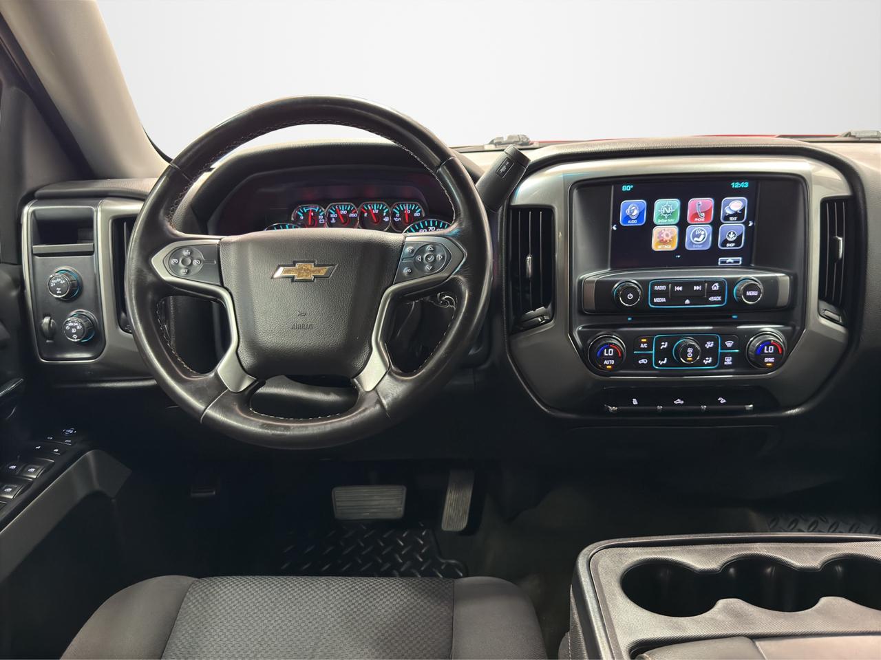 Chevrolet Silverado 1500 4WD Crew Cab 143.5" LT w/2LT 2018