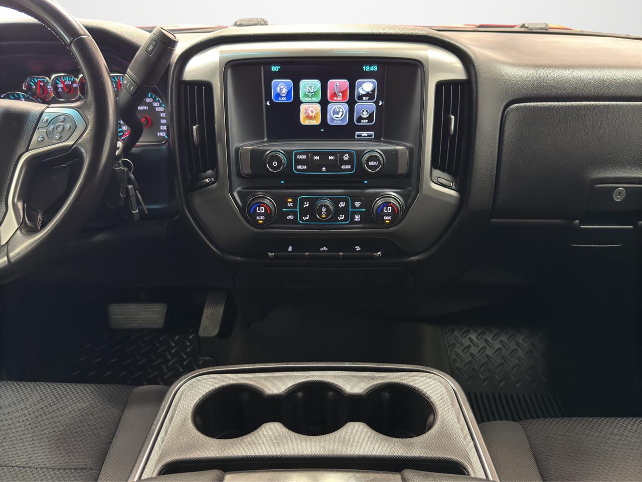 Chevrolet Silverado 1500 4WD Crew Cab 143.5" LT w/2LT 2018