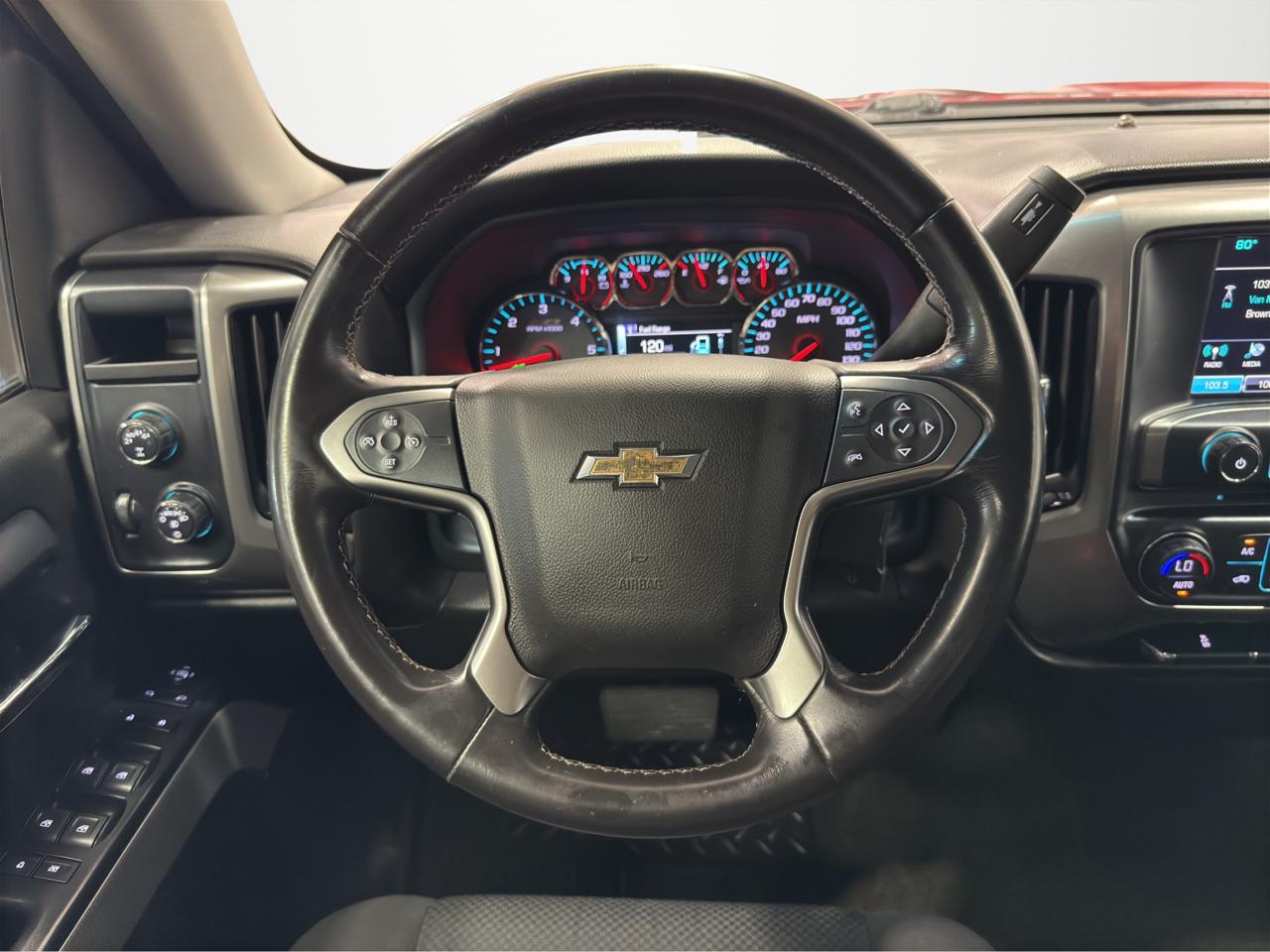 Chevrolet Silverado 1500 4WD Crew Cab 143.5" LT w/2LT 2018