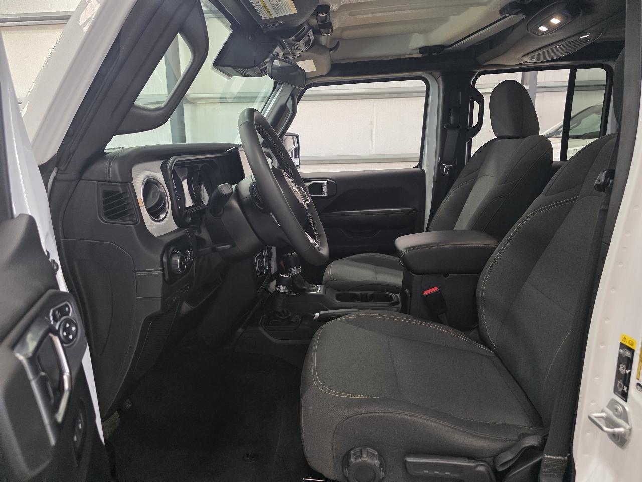 Jeep Wrangler Sahara 4 Door 4x4 2025