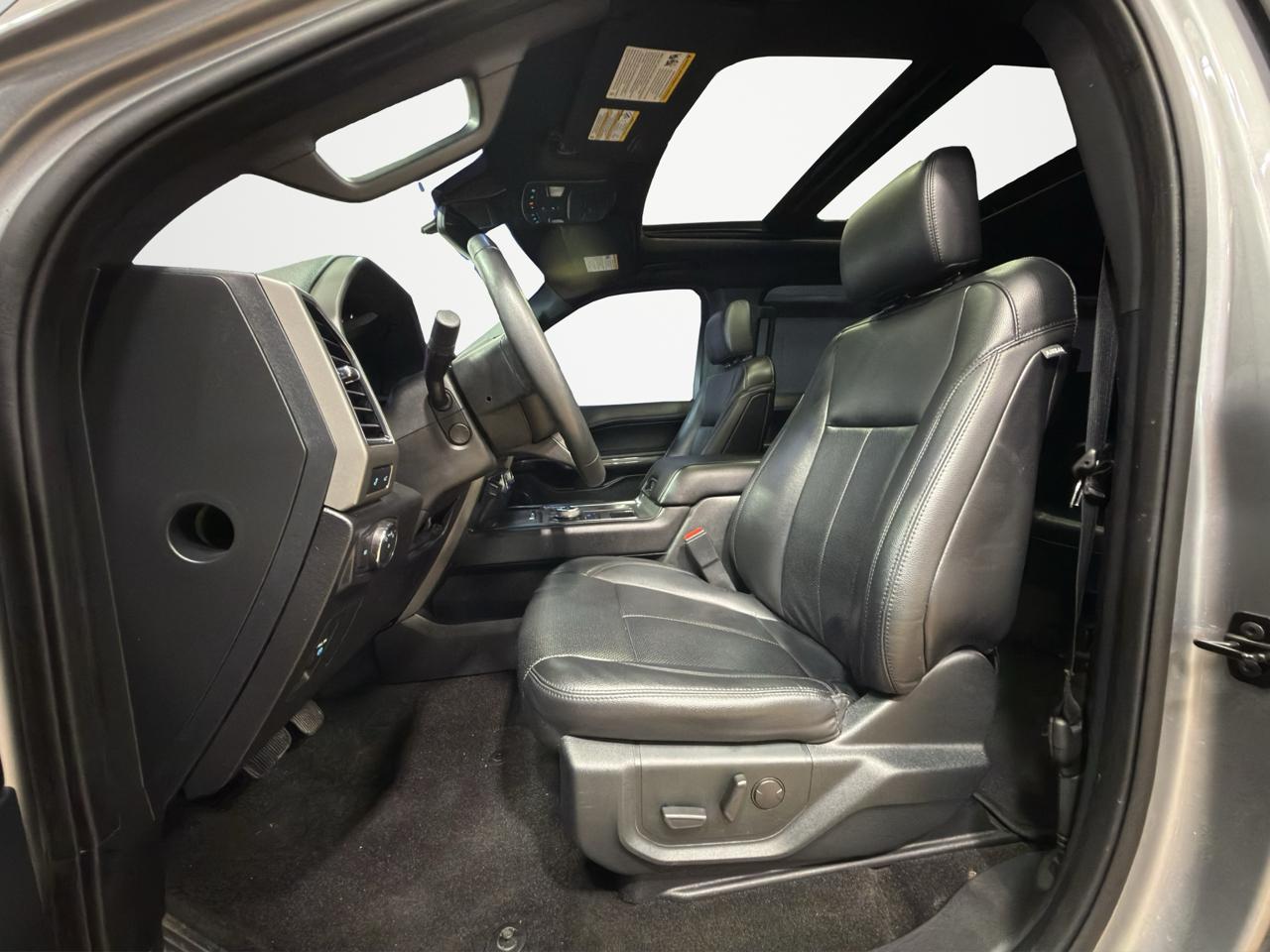 Ford Expedition XLT 2020