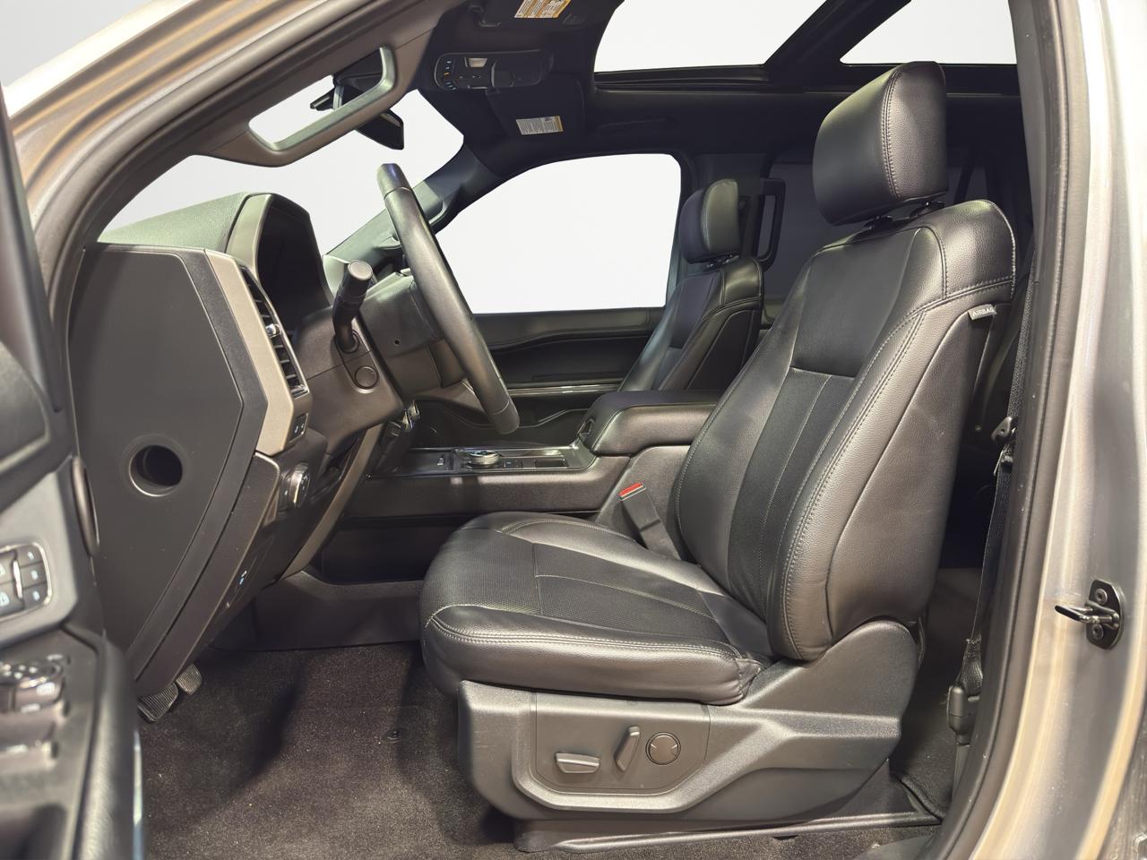 Ford Expedition XLT 2020