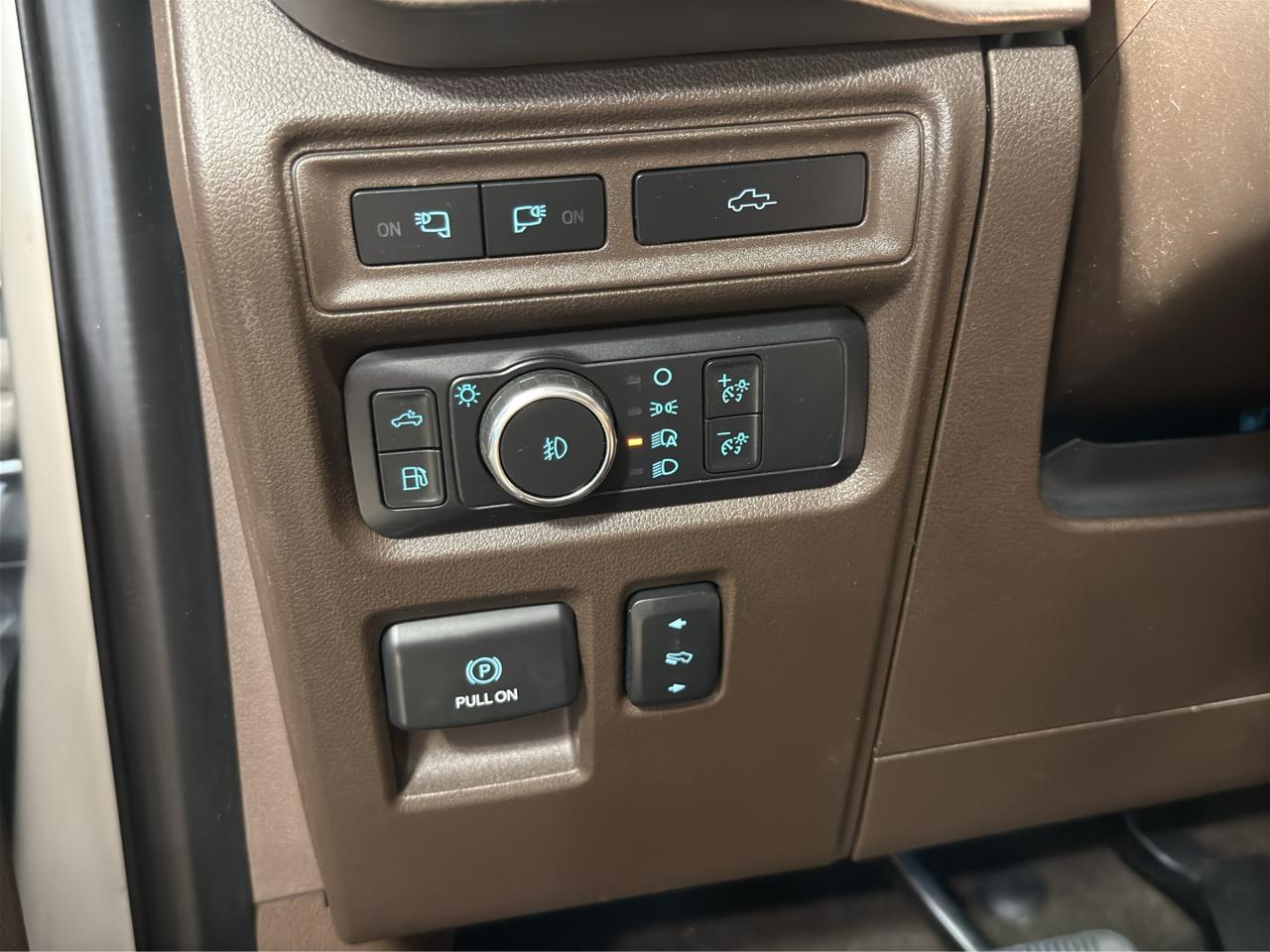 Ford F-150 King Ranch 4WD SuperCrew 5.5' Box 2022