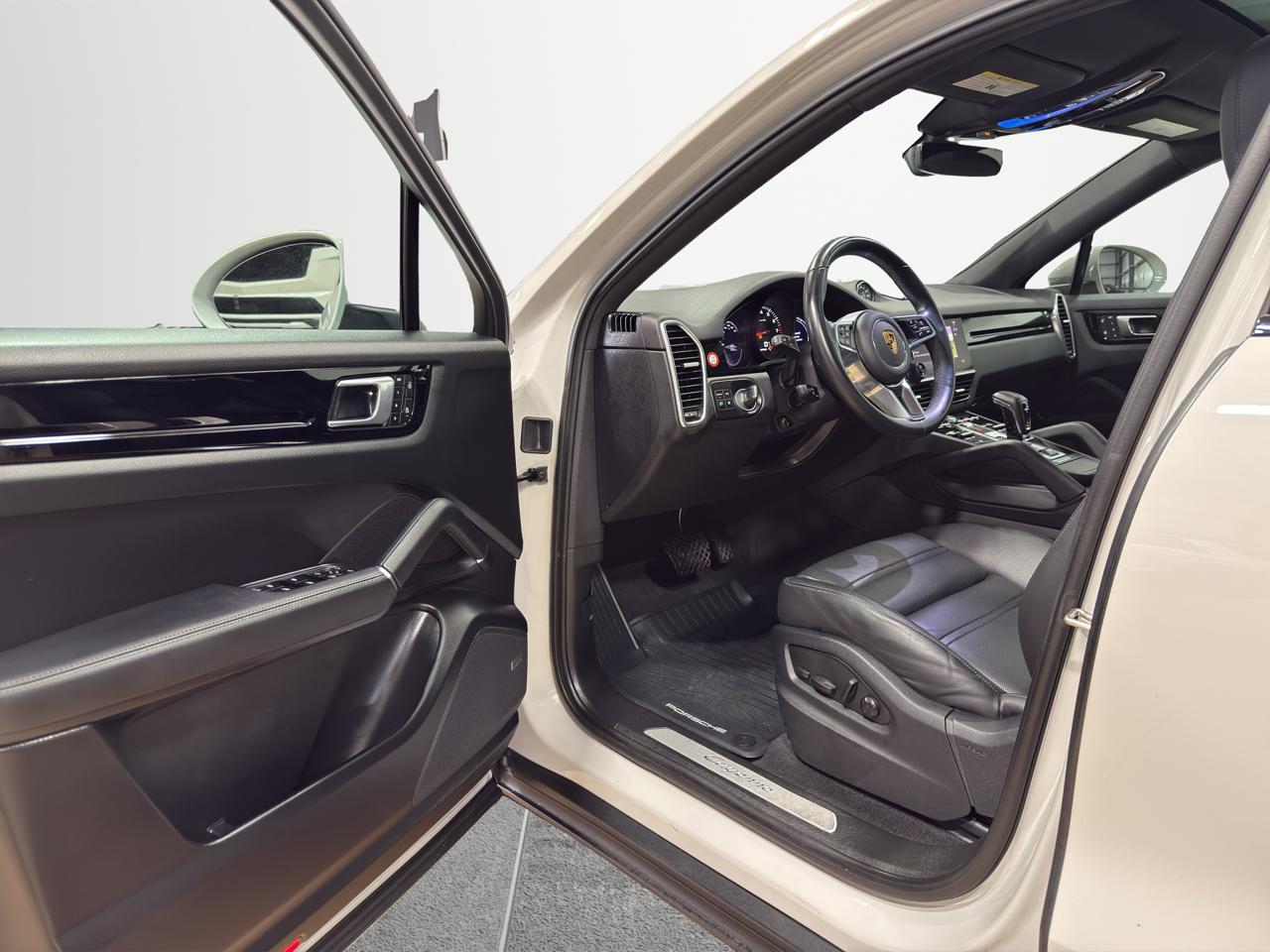 Porsche Cayenne Coupe AWD 2022