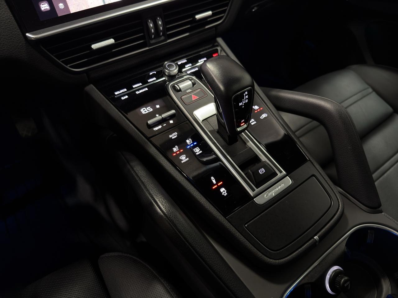Porsche Cayenne Coupe AWD 2022