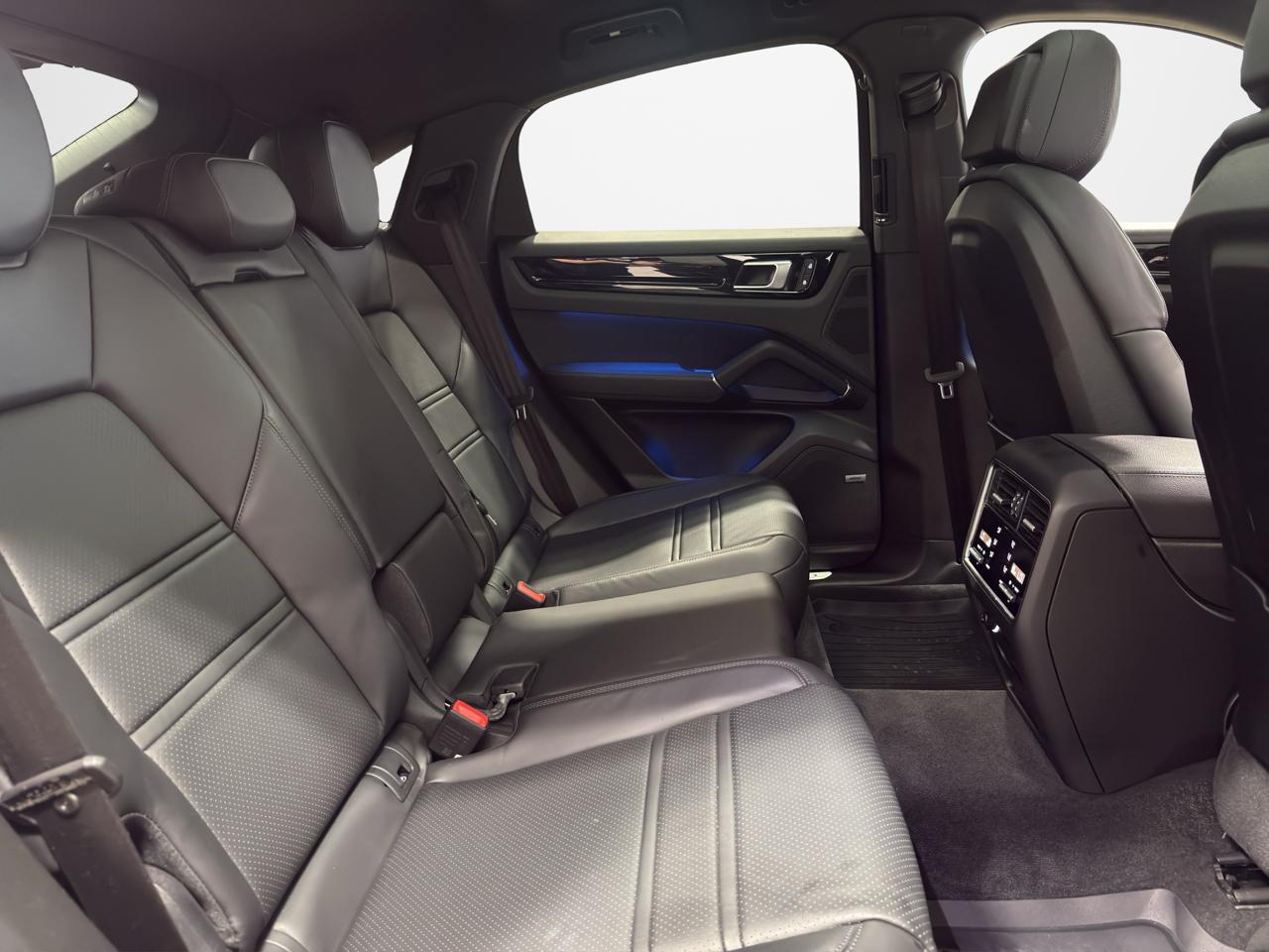 Porsche Cayenne Coupe AWD 2022