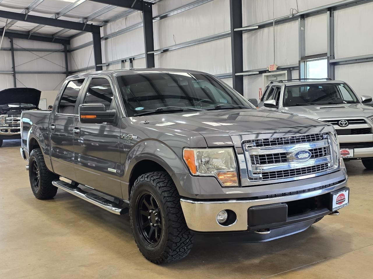 Ford F-150 XLT SuperCrew Short Bed 2WD 2013