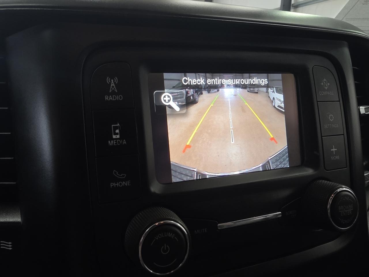 RAM 2500 Tradesman 4x4 Crew Cab 8' Box 2023