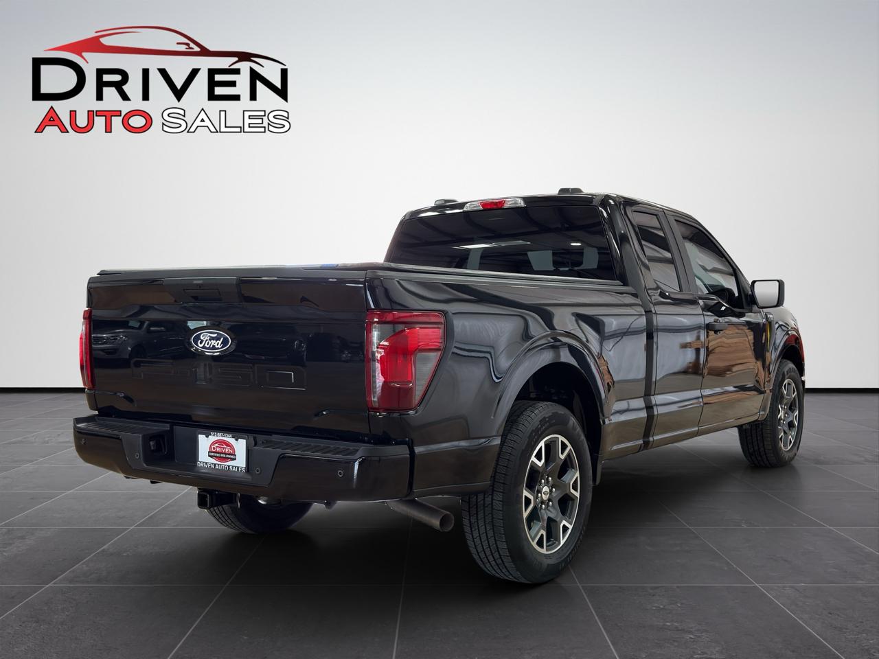 Ford F-150 STX 2WD SuperCab 6.5' Box 2024