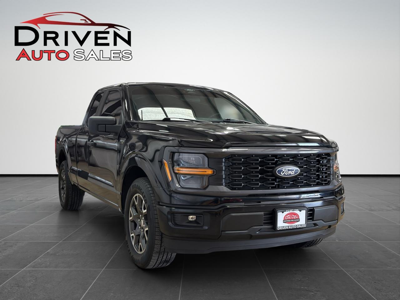 Ford F-150 STX 2WD SuperCab 6.5' Box 2024