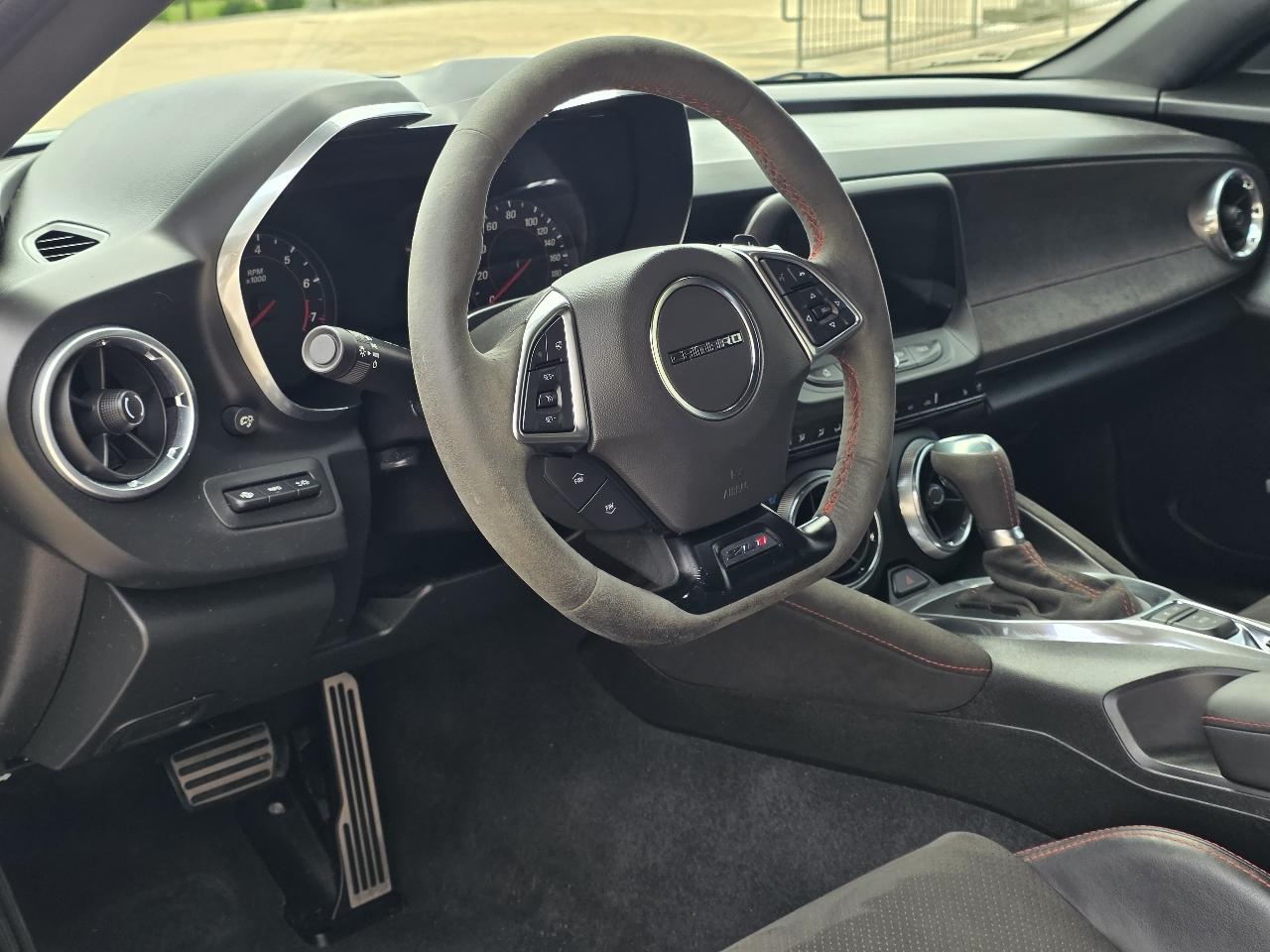 Chevrolet Camaro 2dr Cpe ZL1 2018