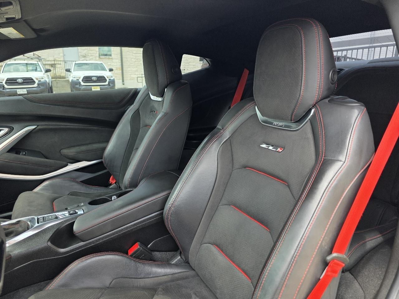 Chevrolet Camaro 2dr Cpe ZL1 2018