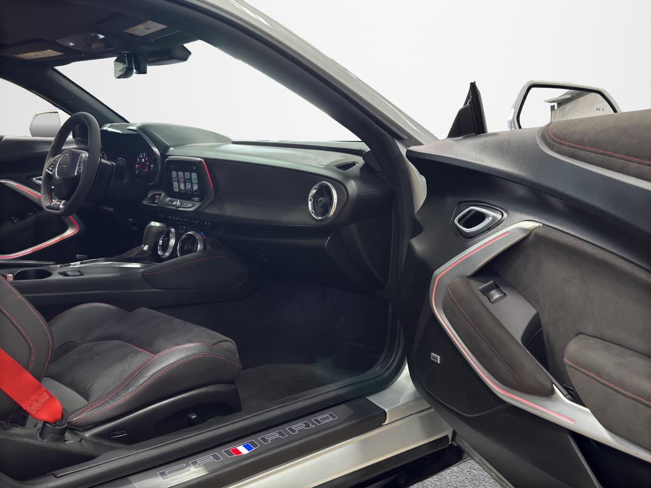 Chevrolet Camaro 2dr Cpe ZL1 2018