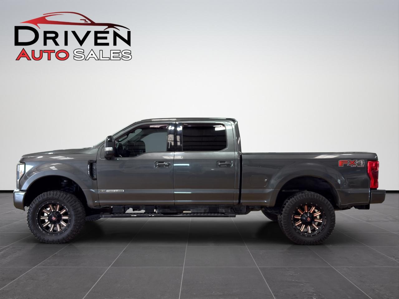 2019 Ford Super Duty F-250 SRW LARIAT 4WD Crew Cab 6.75' Box