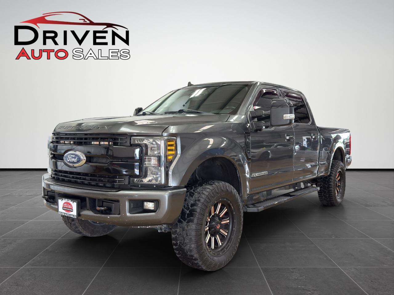 Ford Super Duty F-250 SRW Lariat 4WD Crew Cab 6.75' Box 2019