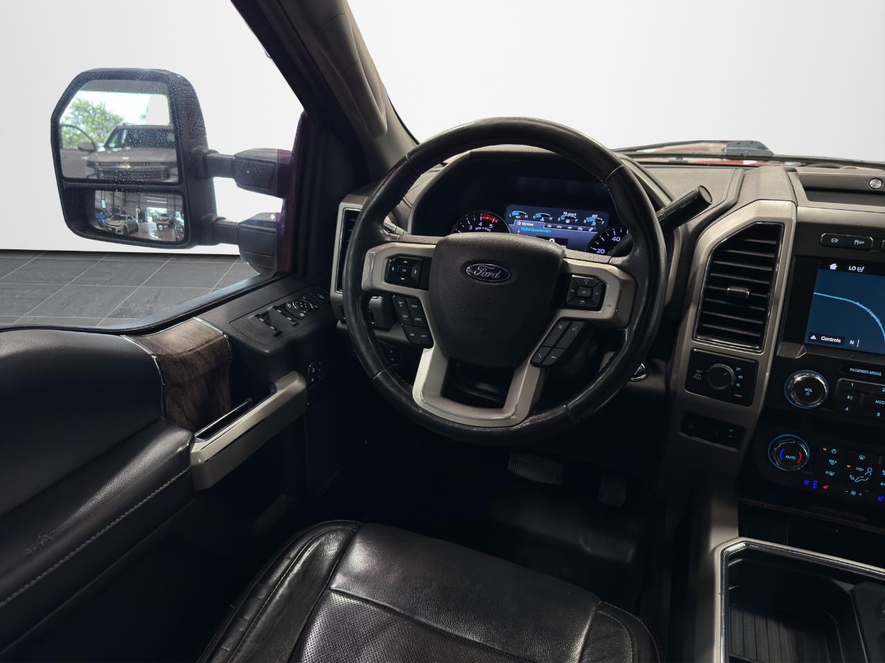 Ford Super Duty F-250 SRW Lariat 4WD Crew Cab 6.75' Box 2019