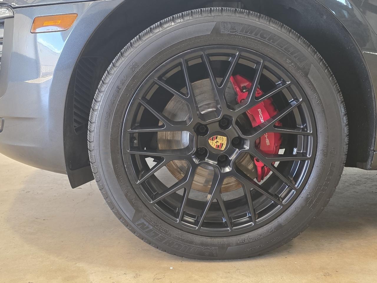 Porsche Macan GTS AWD 2017