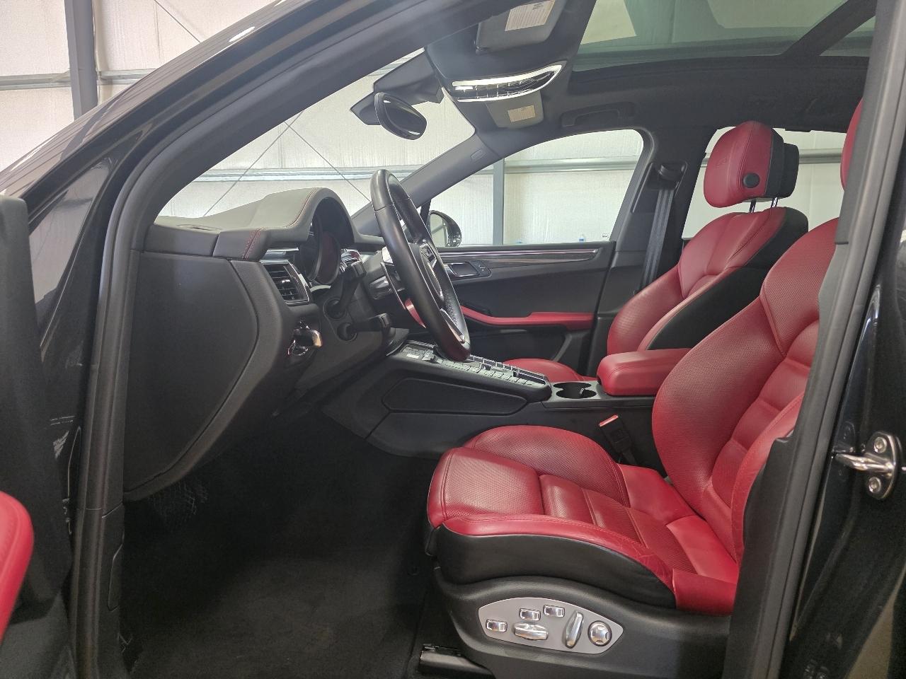 Porsche Macan GTS AWD 2017