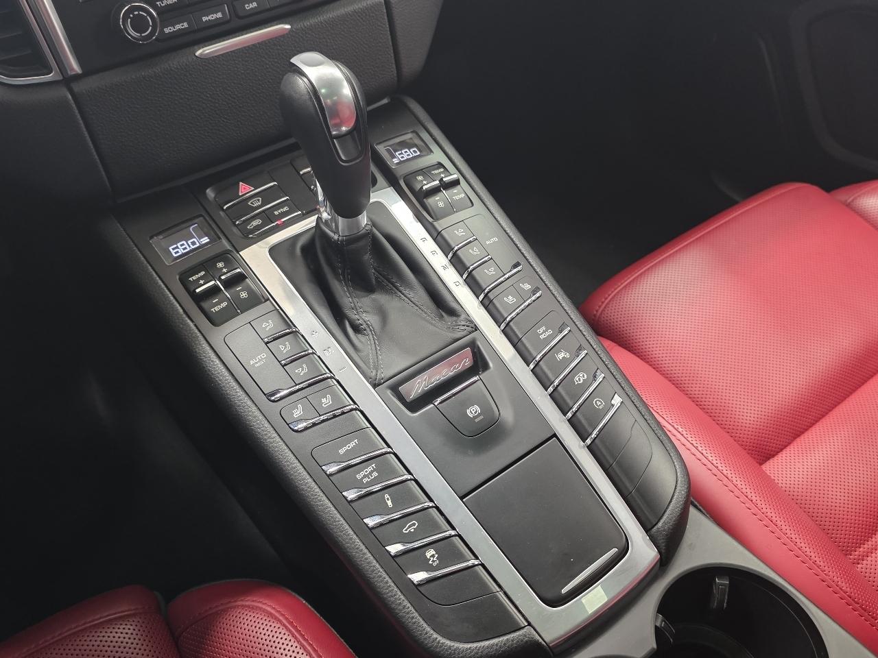 Porsche Macan GTS AWD 2017