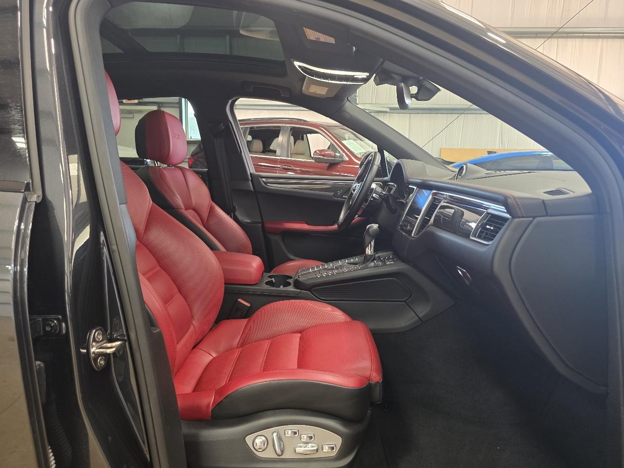 Porsche Macan GTS AWD 2017